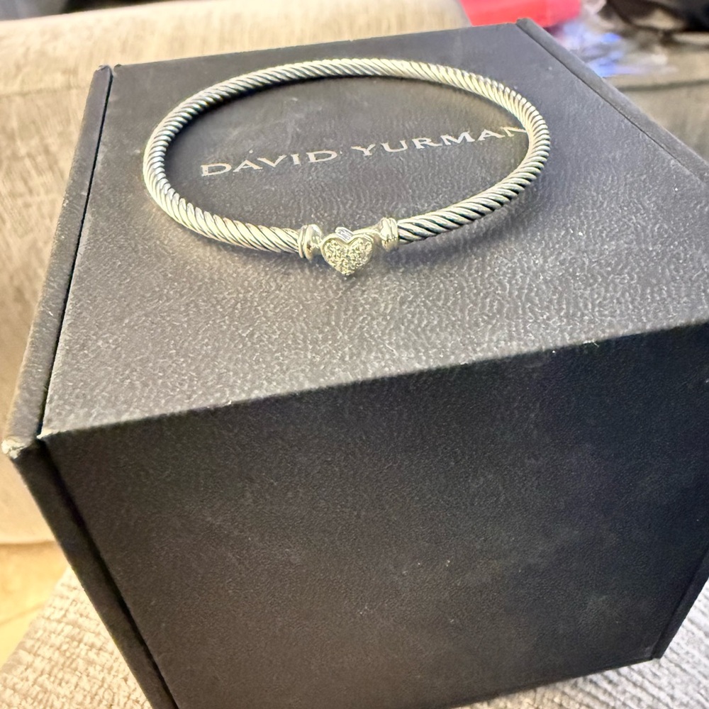David Yurman New Silver Heart Bracelet diamond authentic sz M